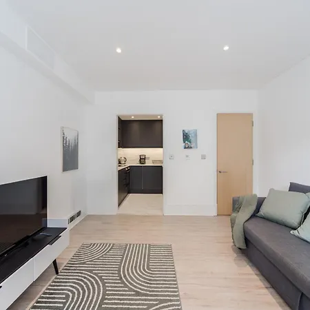 Kensington Prime Serviced Apartment