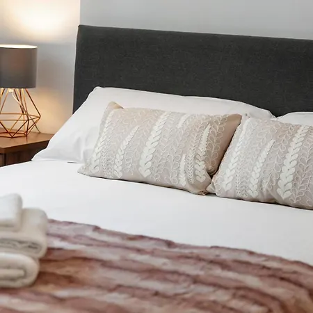 Stylish 2br With Garden By St Pancras International London