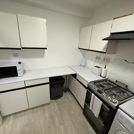 Guest In Vauxhall Guest house *