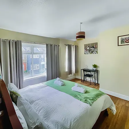 Plaistow Near Custom House Excel Free Parking * London