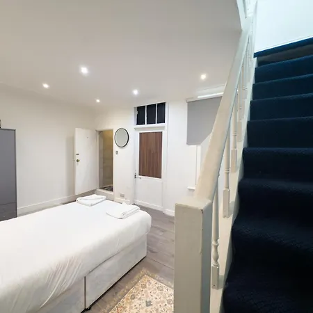 Stylish - Steps From Hyde Park & Paddington Station London