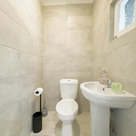 Stylish - Steps From Hyde Park & Paddington Station Appartamento Londra