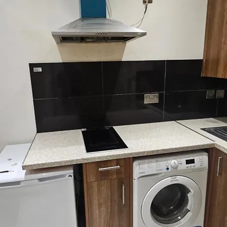 Mitcham Eastfields Apartment Streatham Vale