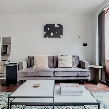 Blueground Fitzrovia Nr Supermarkets Dining Lon-526 Apartment *