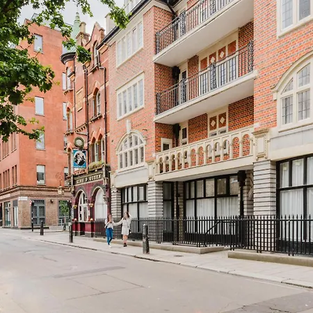 Blueground Fitzrovia Nr Supermarkets Dining Lon-526 * London