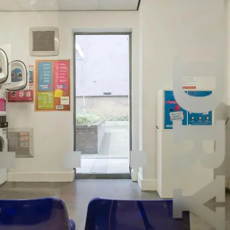 Student Only - Dashwood In Apartment