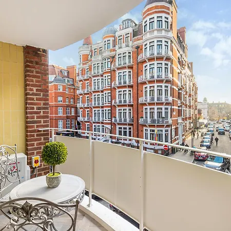 Apartment Modern 2Bd Flat With Ac And Private Balcony View Of Harrods London