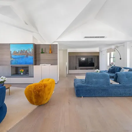 Brand New Refurbishment Townhouse In Notting Hill Near Portobello Road With Ac Air Conditioning & Roof Terrace London