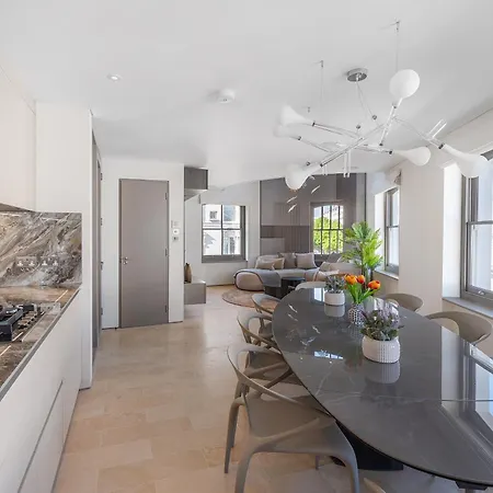 Brand New Refurbishment Townhouse In Notting Hill Near Portobello Road With Ac Air Conditioning & Roof Terrace