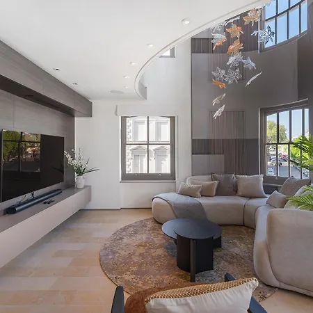 Brand New Refurbishment Townhouse In Notting Hill Near Portobello Road With Ac Air Conditioning & Roof Terrace Apartment London