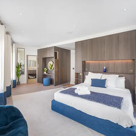 Brand New Refurbishment Townhouse In Notting Hill Near Portobello Road With Ac Air Conditioning & Roof Terrace London