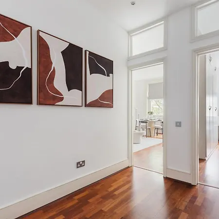 Luxury Corner - La Reserve Knightsbridge