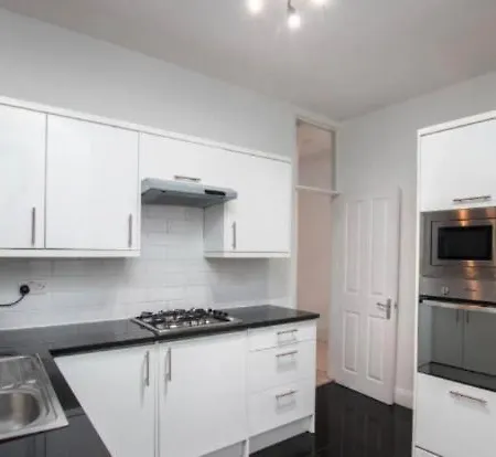 Chelsea Charm Radiant 3br Elegance *