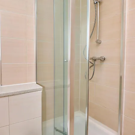 Elegant 3-bed Flat In Bayswater! *