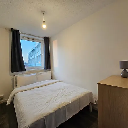 Wapping Guest house
