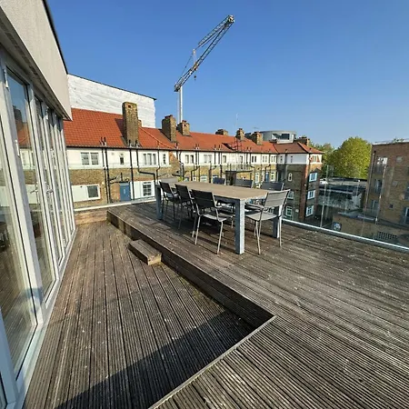 Penthouse On The Grange *