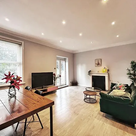 Exquisite 2beds, 2baths In Charming Camden Area - Belsize Park