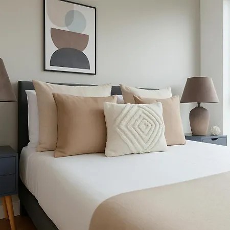 Timeless Elegance In Haggerston