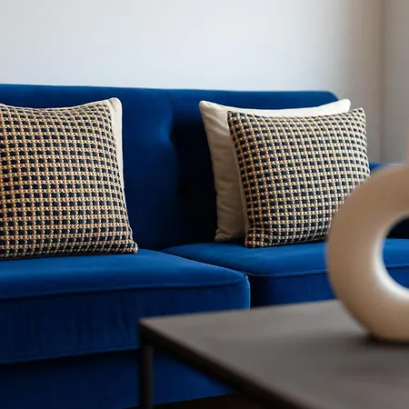 Timeless Elegance In Haggerston Apartment