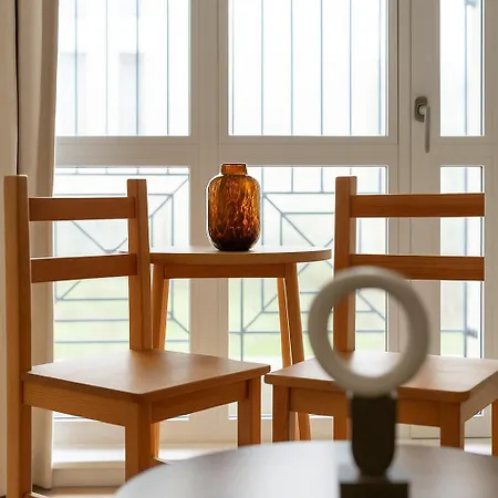 Timeless Elegance In Haggerston Apartment