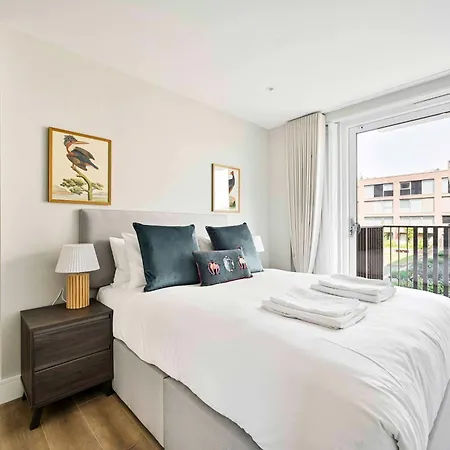 Apartamento Spacious 3 Bed With Balcony At Neptune Wharf *