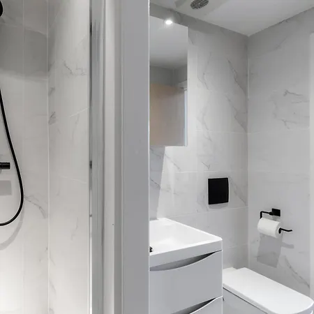 Kensington Prime Serviced Apartment London