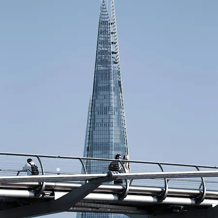 1 Bed Flat, In Heart Of London, 5 Min From Shard דירה