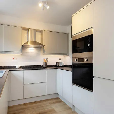 Veeve - The Camden Canal Apartment *