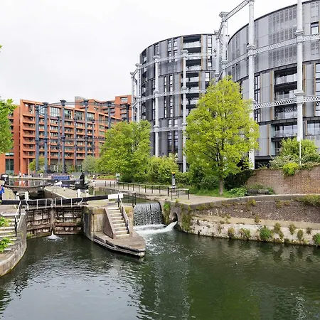 Apartment Veeve - The Camden Canal