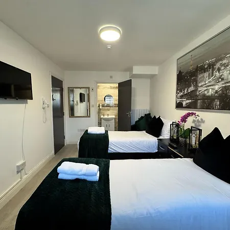 The 37 Bed & Breakfast Enfield