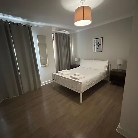 Stunning Brixton Flat Next To Brockwell Park Apartment London