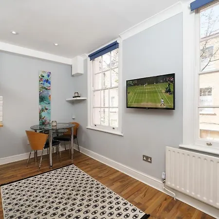 Stylish Flat 1br With Airbed Sleeps 4 *
