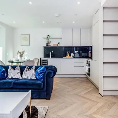 Apartment Cosy Near River Thames *