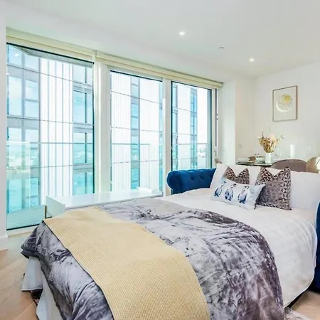 Apartment Cosy Near River Thames London