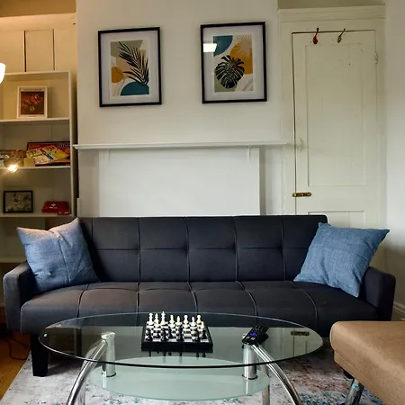 Modern 2-Bed Apartment, 8Min To Stratford Station, Sleeps 6 Apartment *