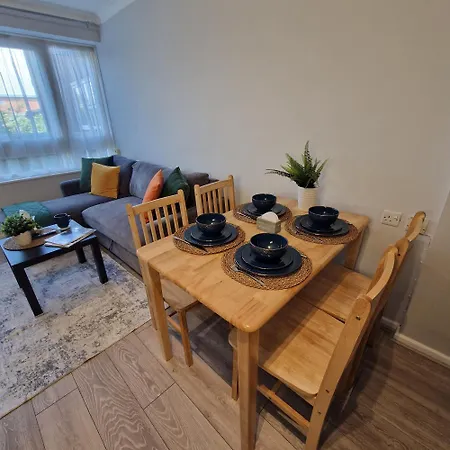 Apartment Modern Spacious 1 Bed Flat Westfield Shepherds Bush Free Wifi *