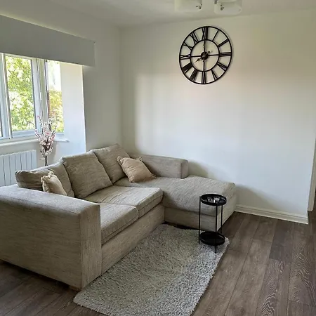 Cozy 2-bedroom Retreat Streatham Vale