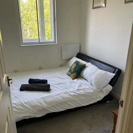Cozy 2-bedroom Retreat