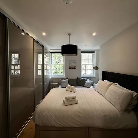 Covent Garden 2-bed Sleeps 6 4 Mins To Tube Apartamento Londres