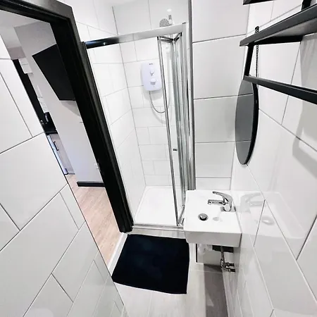 The Seven Sisters House - No 01a - Stylish Comfort Apartment