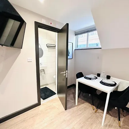 Apartment The Seven Sisters House - No 01a - Stylish Comfort