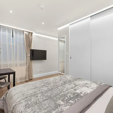 Cleveland Residences Russell Square *