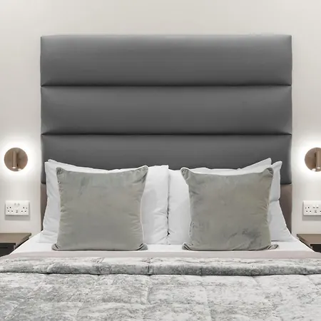 Cleveland Residences Russell Square Apartamento