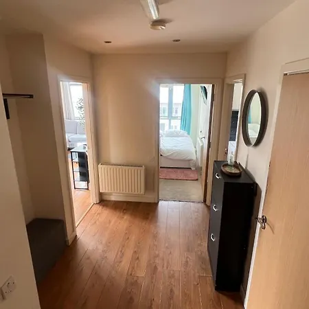 Apartment Sunset Heights Bright 2br With Views And Free Parking
