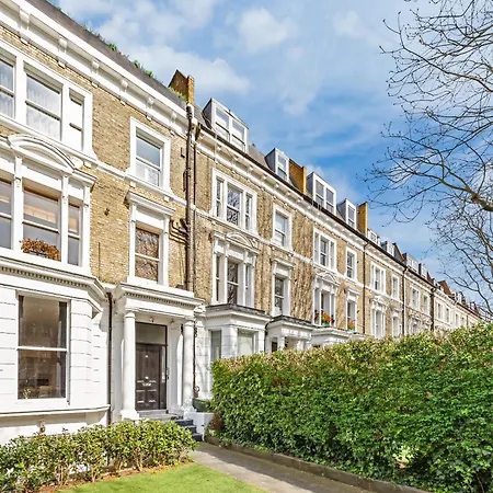 Minimalist Luxe 2br Designer Retreat In Prime Kensington For 6 Next To Station Harrods Apartment London