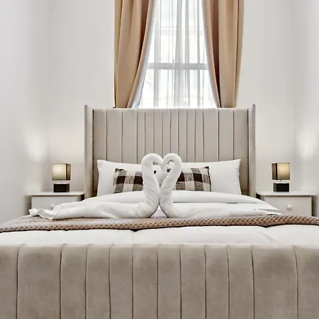 Minimalist Luxe 2br Designer Retreat In Prime Kensington For 6 Next To Station Harrods * London