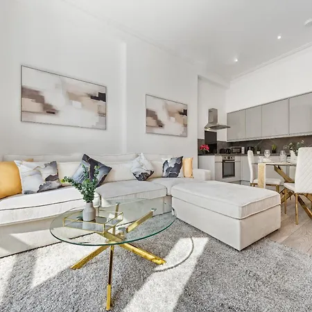 Minimalist Luxe 2br Designer Retreat In Prime Kensington For 6 Next To Station Harrods Apartment London
