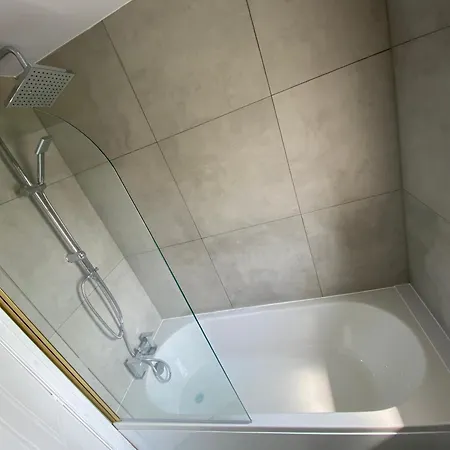 Guest house Erith Stay
