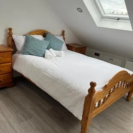 Graveney House -sleeps 8 - Zone 3 * London