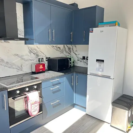 Graveney House -sleeps 8 - Zone 3 London